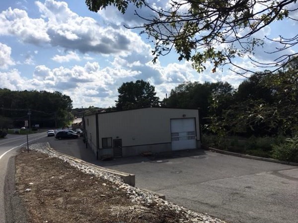 房源照片：915 Pleasant St, Norwood