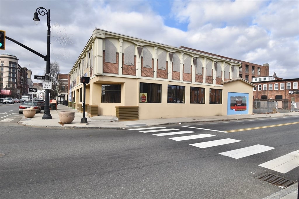 תמונה של הנכס: 1021 Main St, Springfield