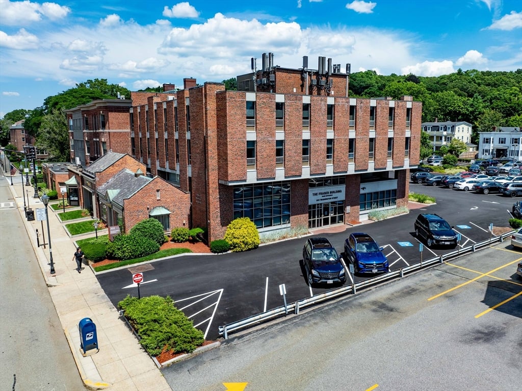 326 Washington Street, Wellesley, MA 02481