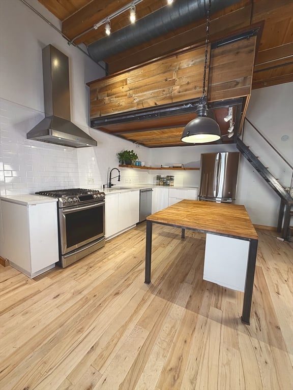 תמונה של הנכס: 21 Wormwood St #218, Boston