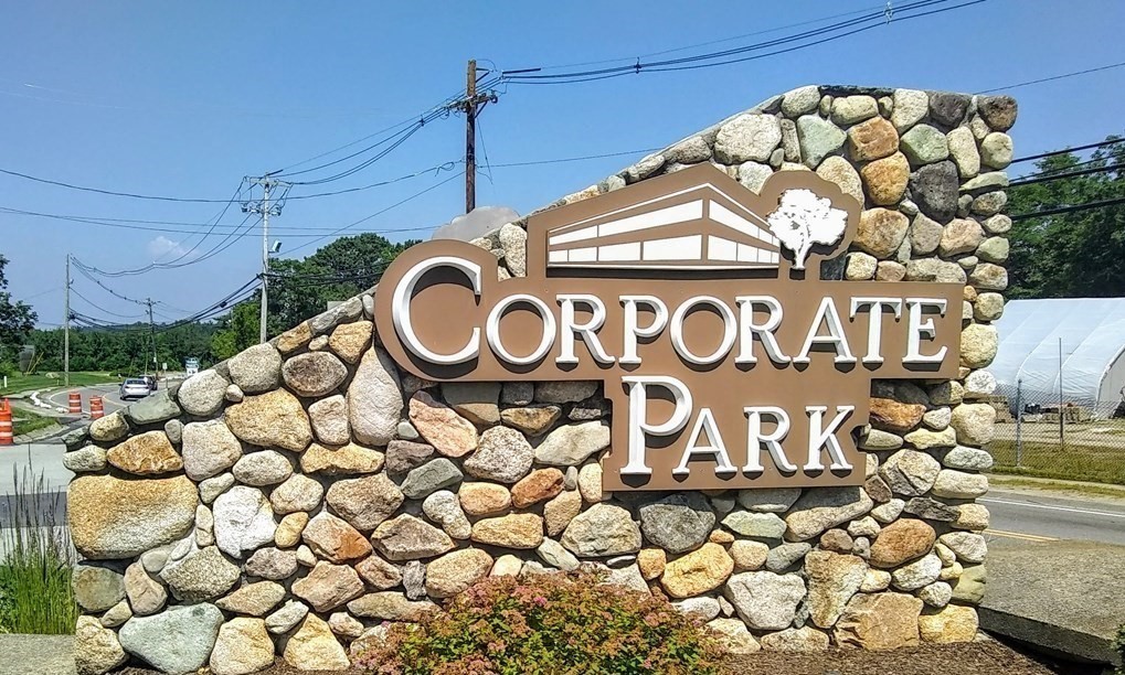 房源照片：100 Corporate Park Drive, Pembroke