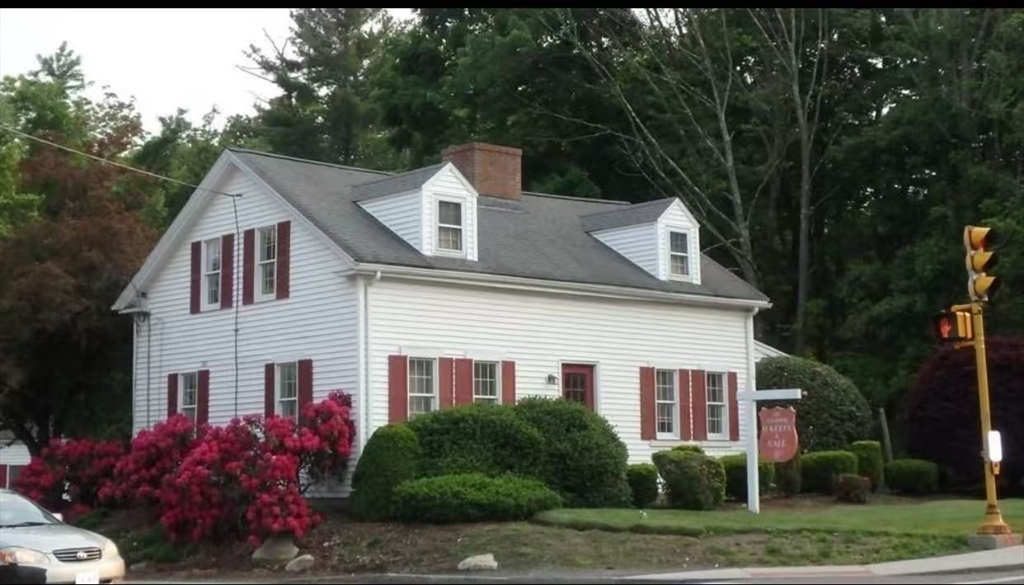 תמונה של הנכס: 180 W Central Street, Natick
