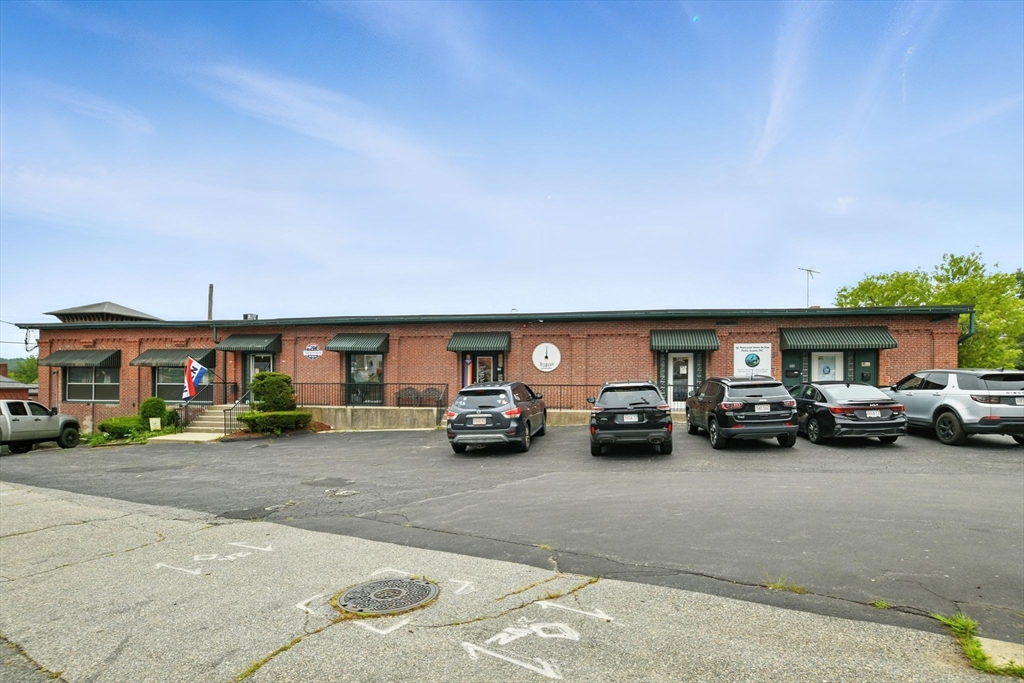 房源照片：100 Central St, Southbridge