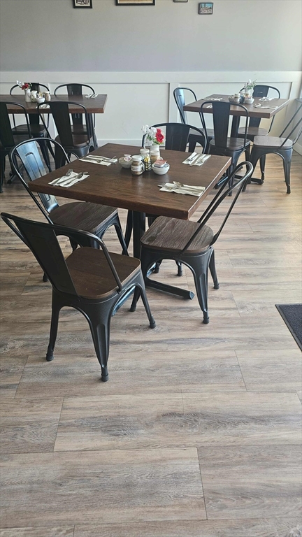 房源照片：254 N. Broadway, Salem