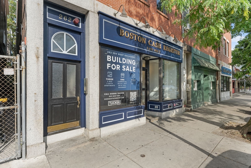 תמונה של הנכס: 262-264 West Broadway, Boston