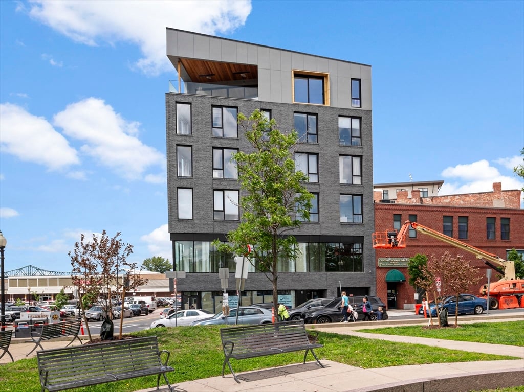 房源照片:40 William C Kelly Sq, Boston
