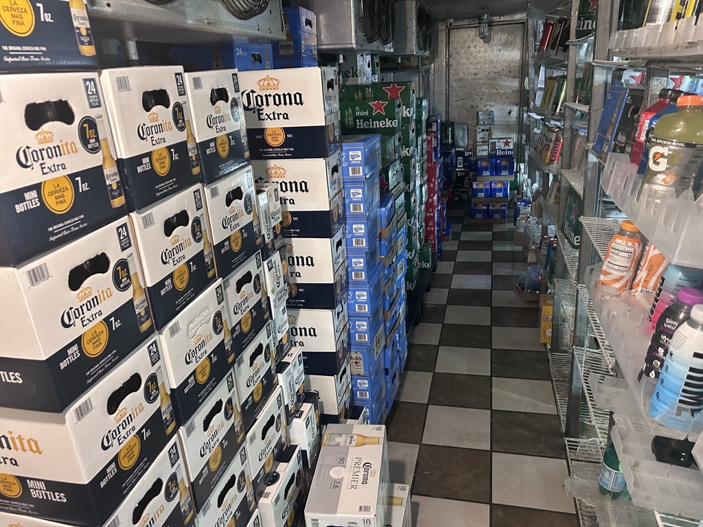 房源照片：99 Downtown ln, Framingham