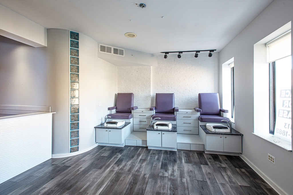 房源照片:140 Main Street #Unit 2, Northampton