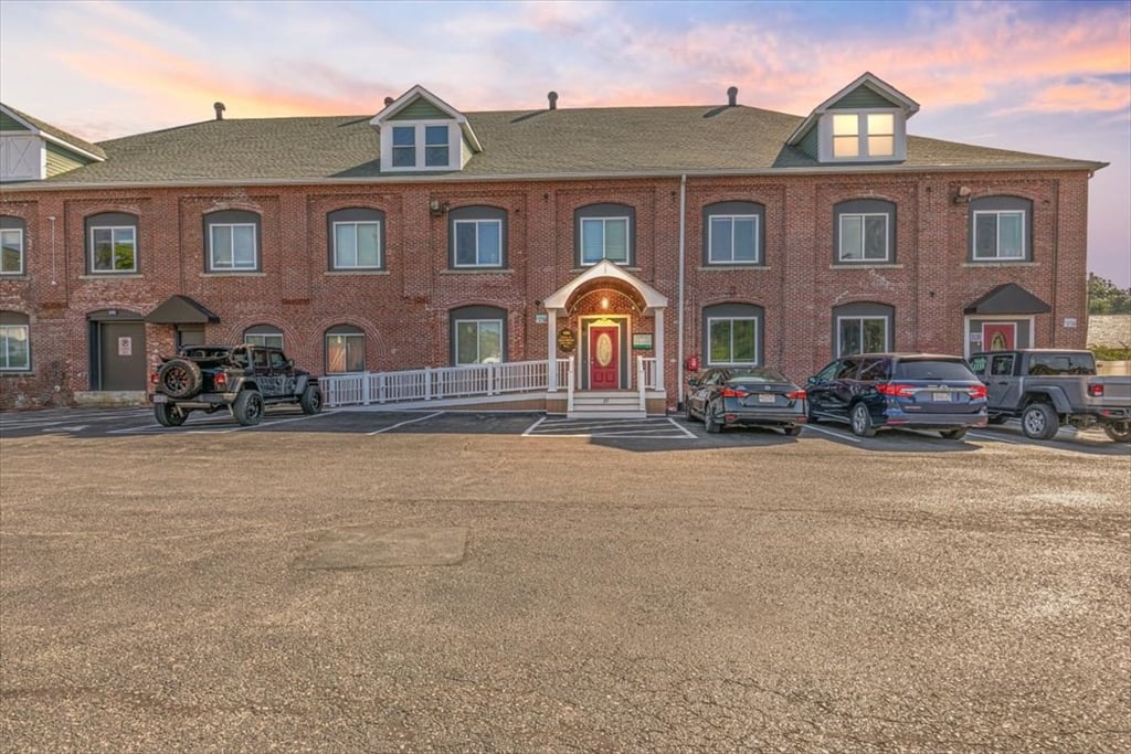 37 Steven St. #102, Haverhill, MA 01832