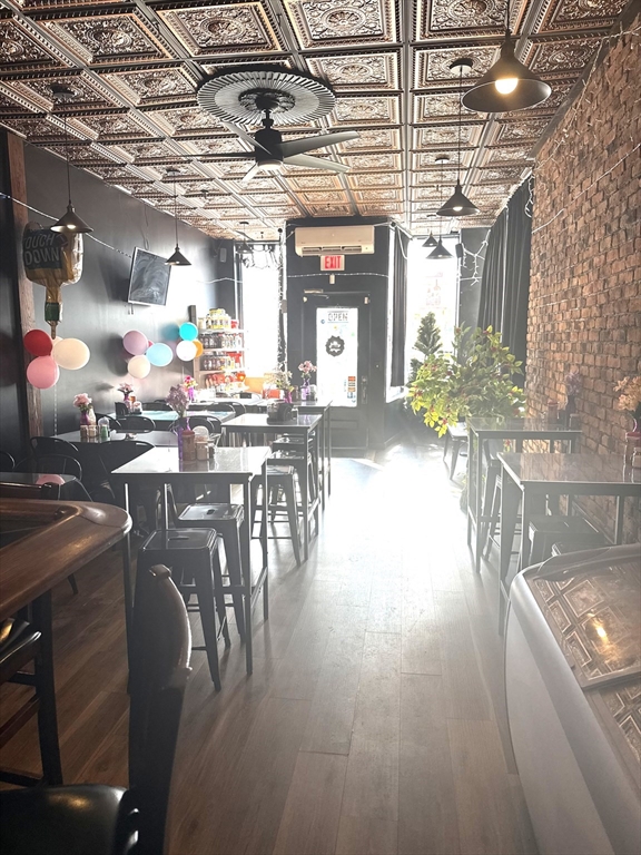 תמונה של הנכס: 267 Main St, Webster