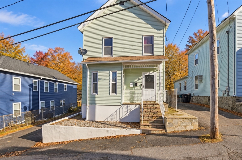 תמונה של הנכס: 28 Warnock Street, Lowell