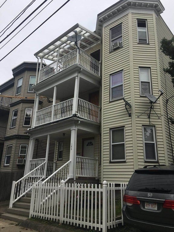 146 Spencer St, Boston