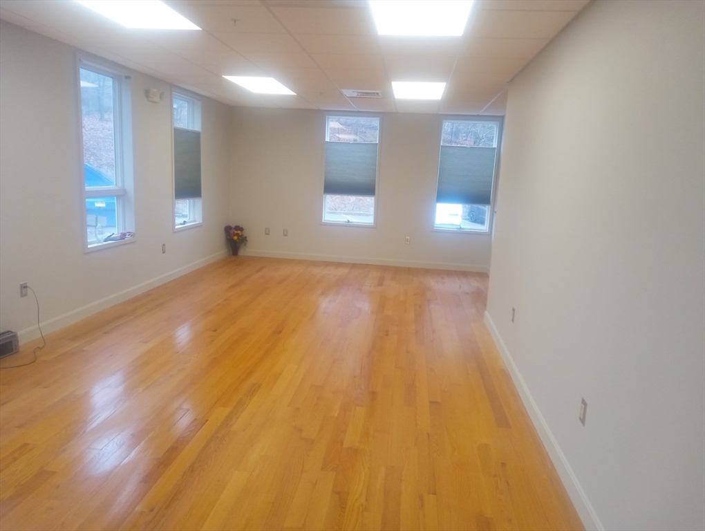 房源照片：491 Maple St #206, Danvers