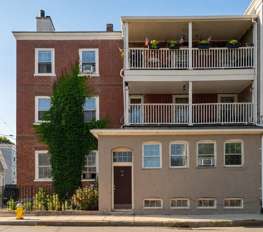 תמונה של הנכס: 96 Derby Street #1, Salem