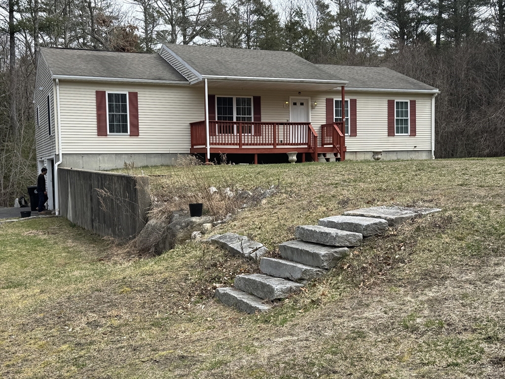 房源照片：115 Flag Swamp Rd, Dartmouth