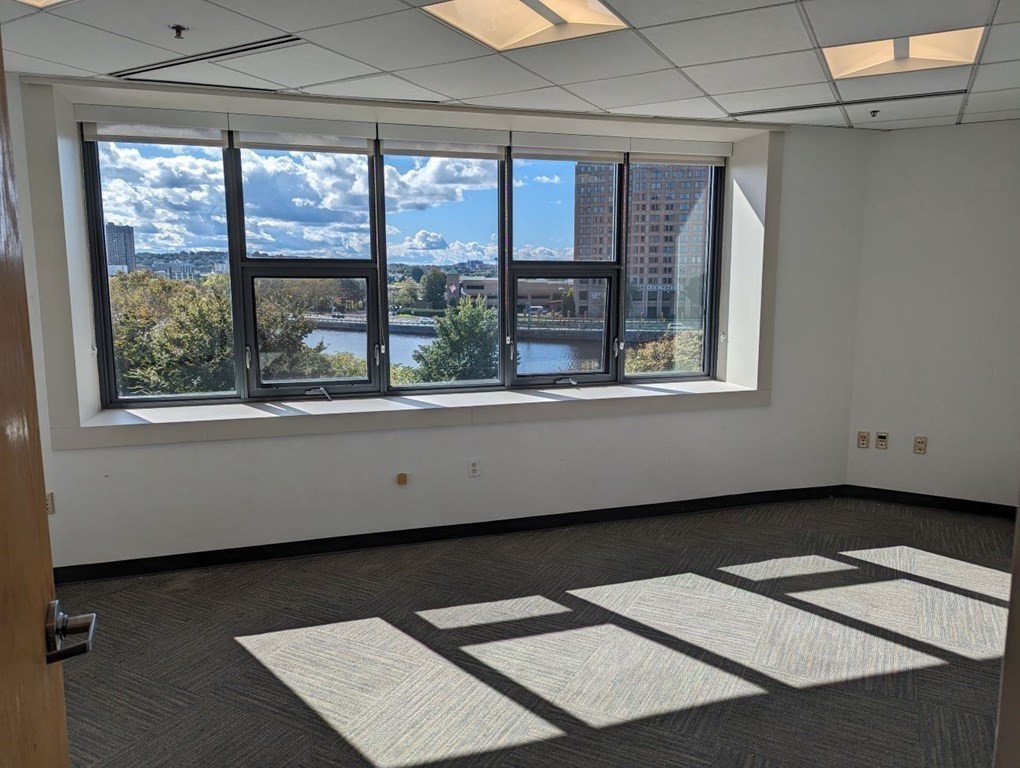 房源照片：810 Memorial Dr #301, Cambridge