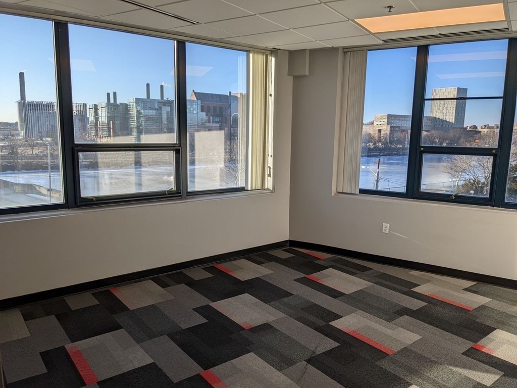 房源照片：810 Memorial Dr #300, Cambridge