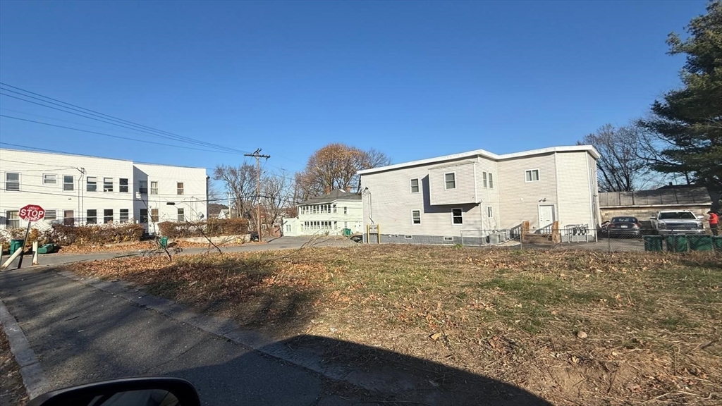 תמונה של הנכס: 38-44 Granite St, Fitchburg