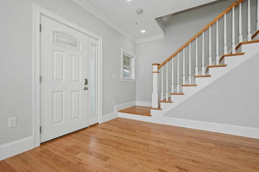 房源照片:140 Main St #B, Upton