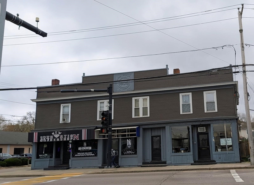 תמונה של הנכס: 99-101 E Main St, Milford