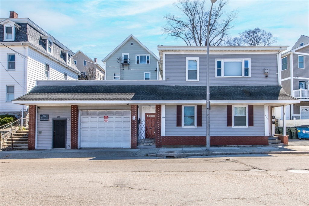房源照片:801 N Main St, Fall River