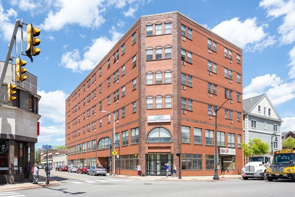 תמונה של הנכס: 24 Park Street #204, Attleboro