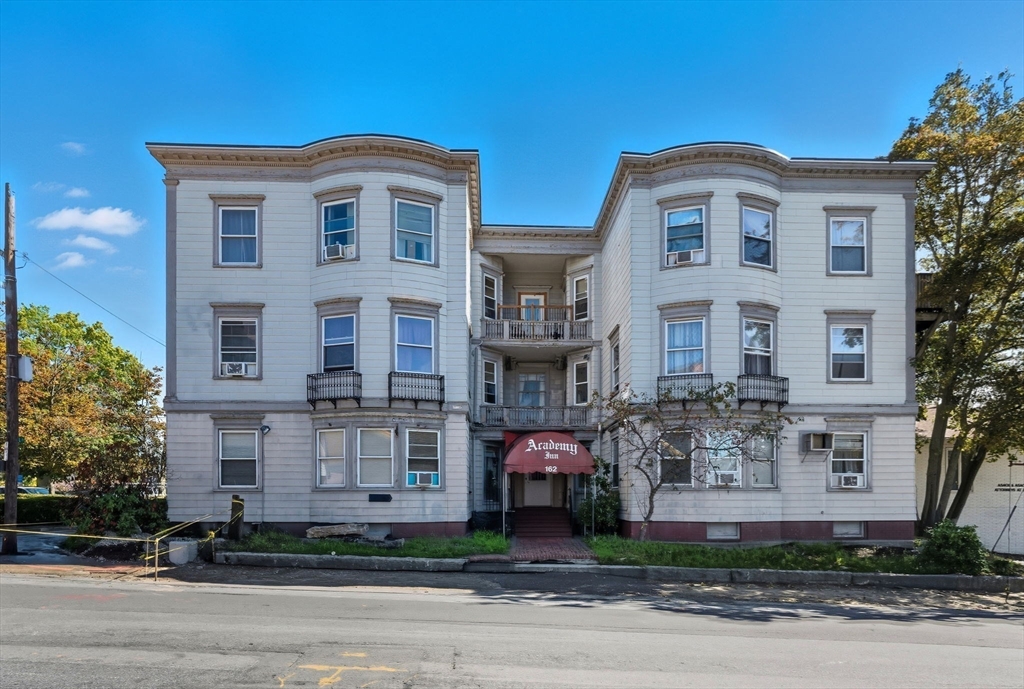 房源照片:162 Warren Ave, Brockton