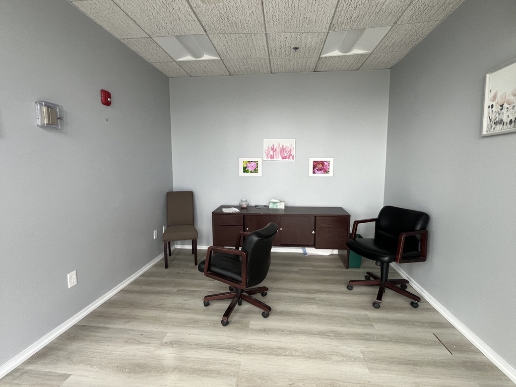房源照片：21 George St #200, Lowell
