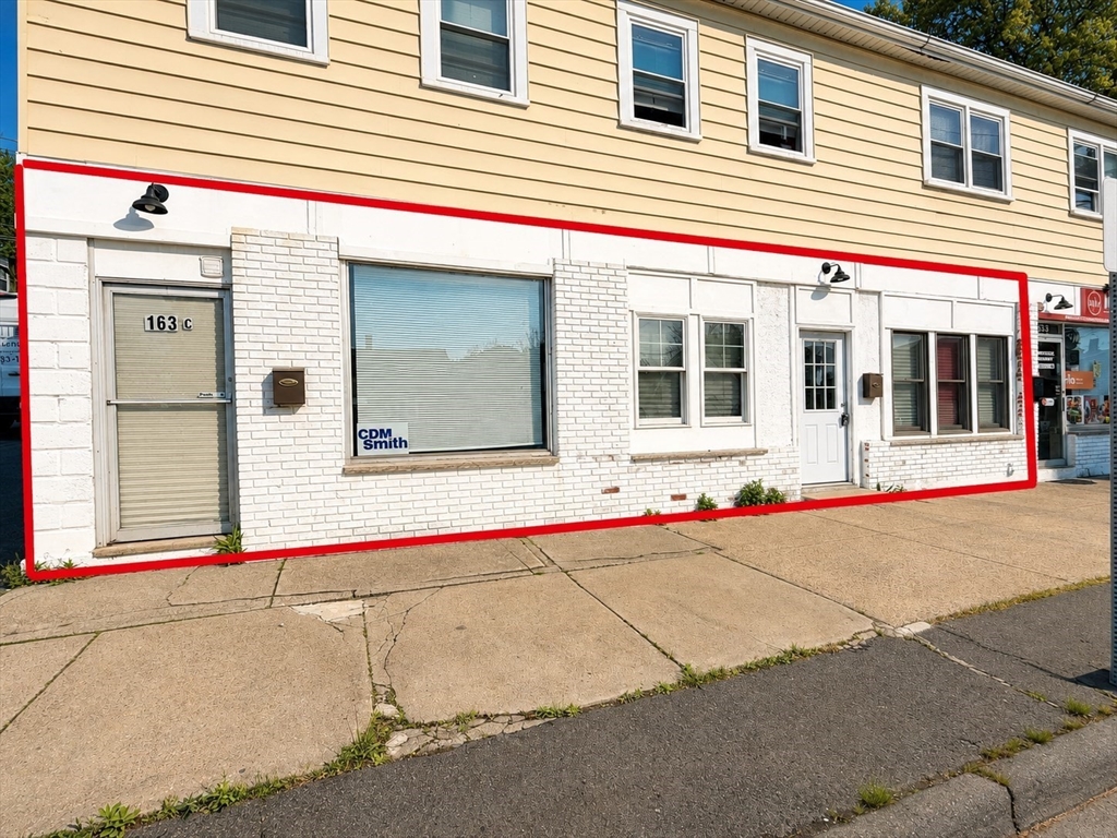 תמונה של הנכס: 163 Lincoln Avenue #C, Saugus