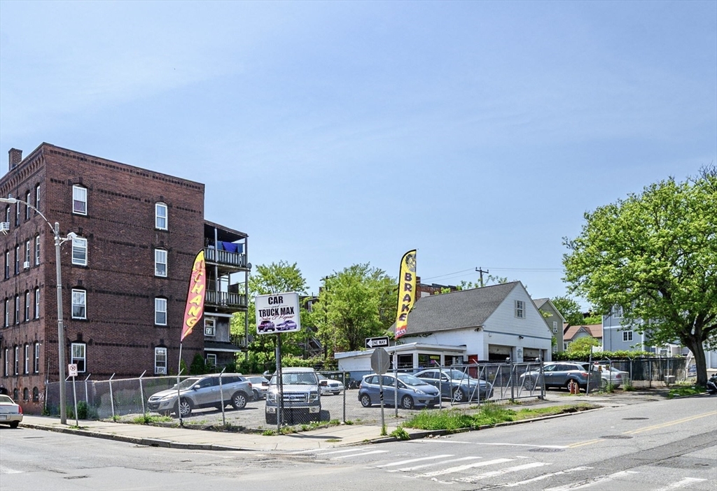 房源照片：395 Maple St, Holyoke