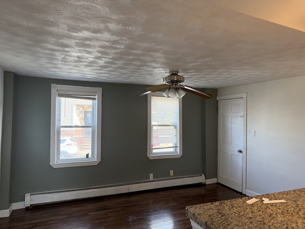 תמונה של הנכס: 14 Amity St #1, Lynn