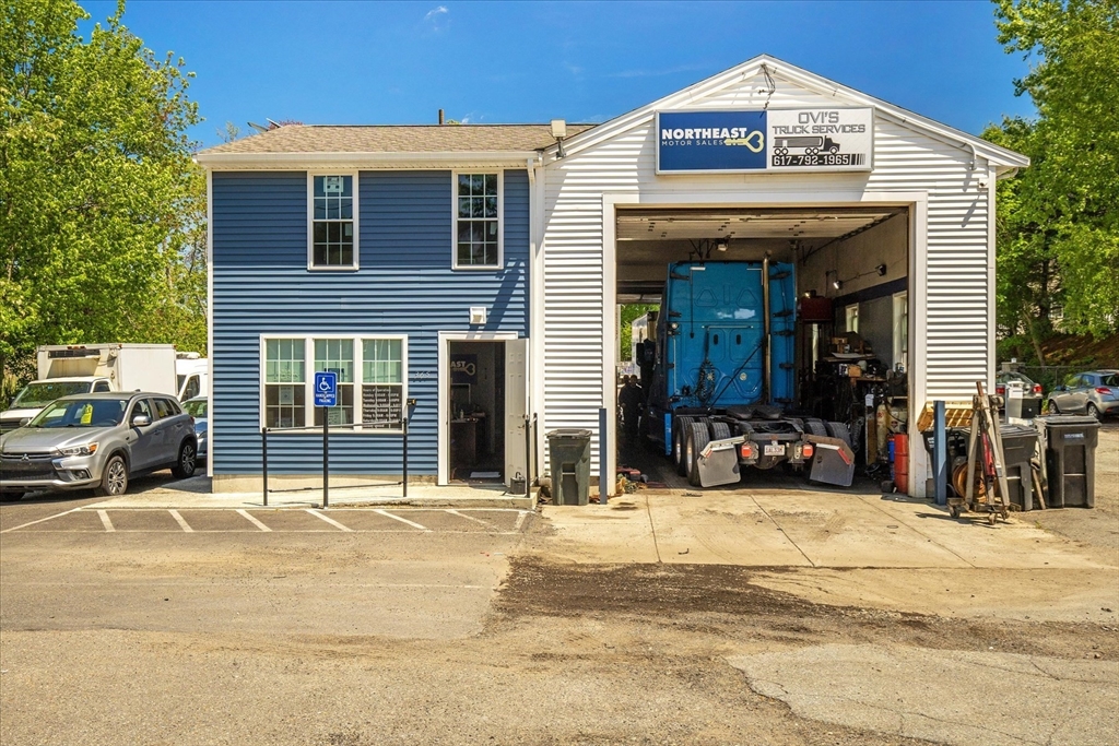 תמונה של הנכס: 365 Elm St, Bridgewater