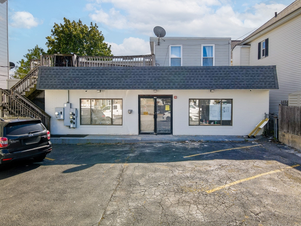 房源照片：230 Cumberland Rd, Lowell