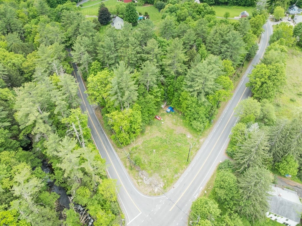 房源照片:1467 Westhampton Rd, Northampton