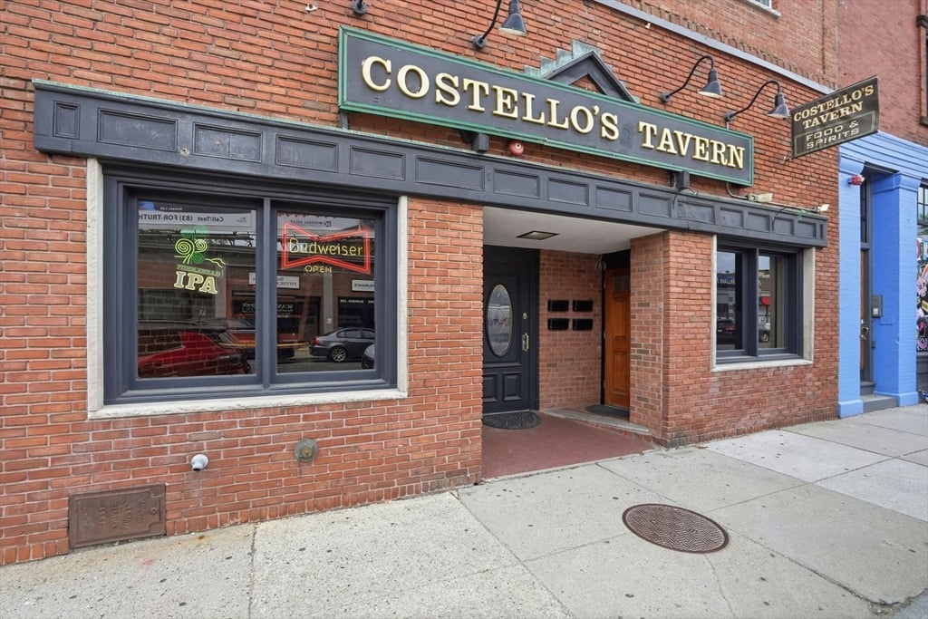 תמונה של הנכס: 717-723 Centre St, Boston