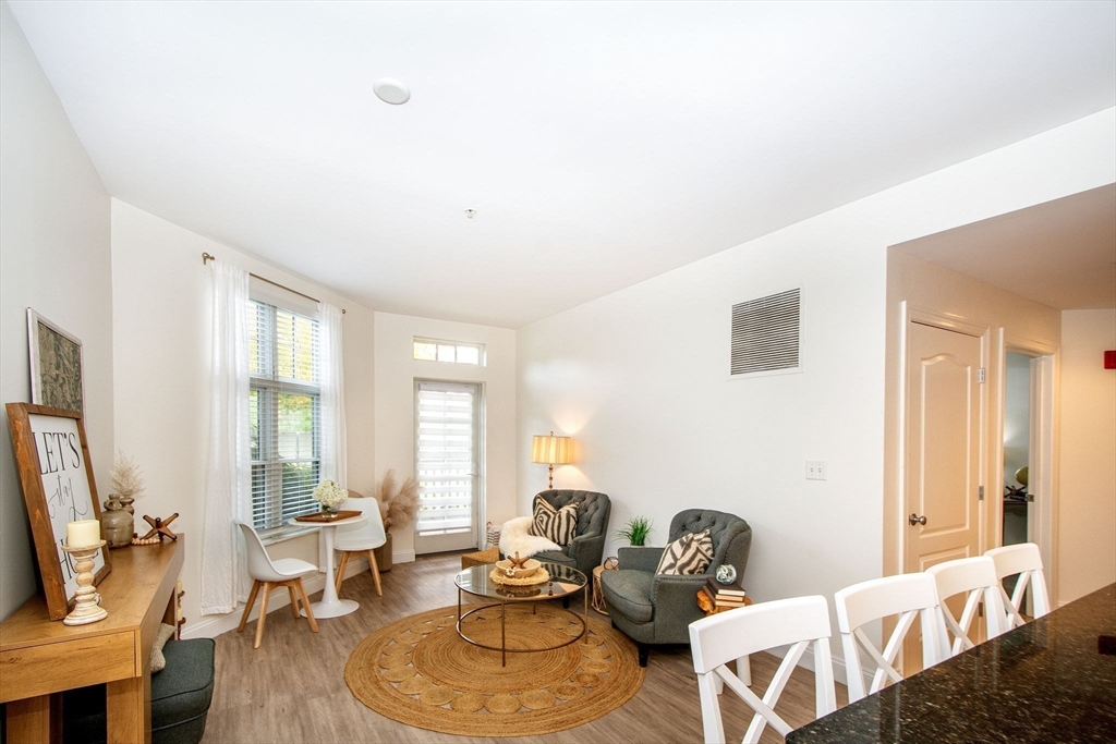 תמונה של הנכס: 501 Commerce Dr #3-113, Braintree