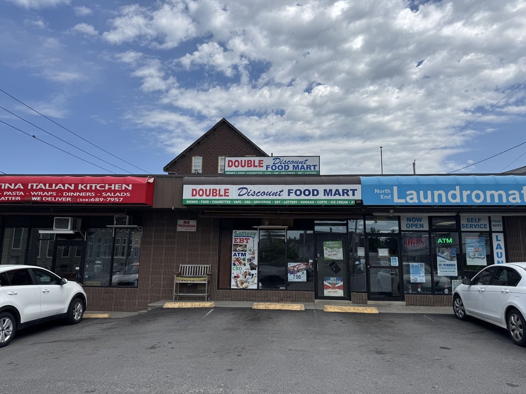 תמונה של הנכס: 1835 N Main St., Fall River