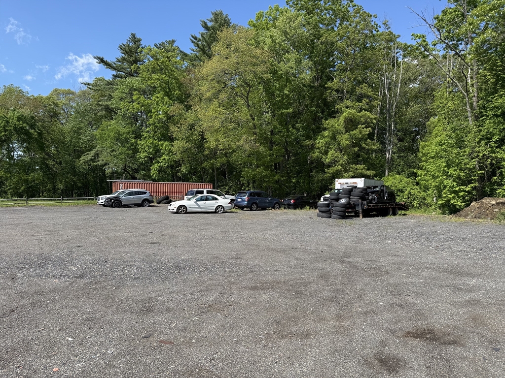תמונה של הנכס: 33 Buttonwood Road, Amesbury