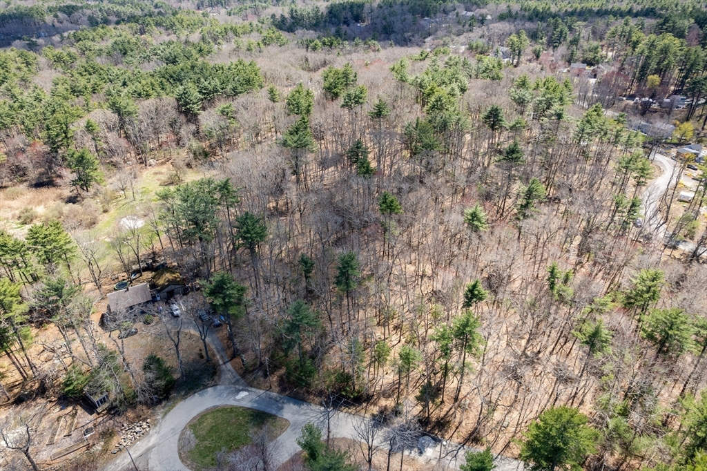 תמונה של הנכס: 13 Whipple Woods Road, Gloucester