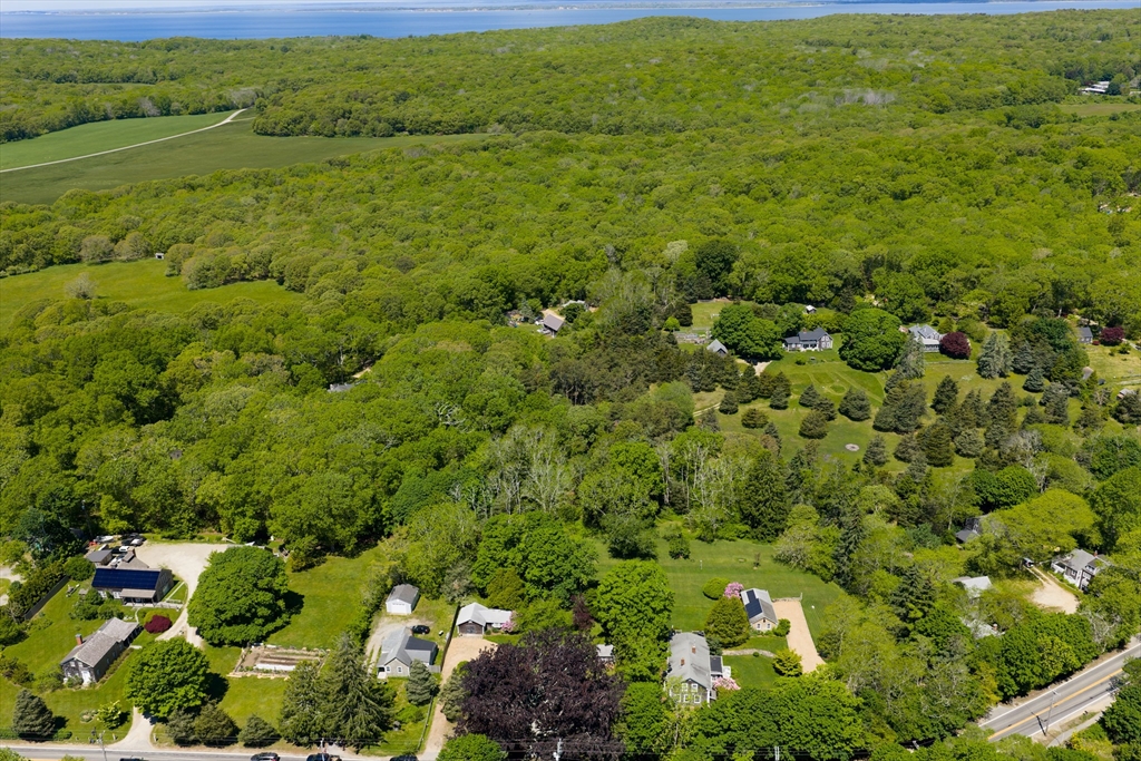 תמונה של הנכס: 23 Onkokemmy Road, West Tisbury