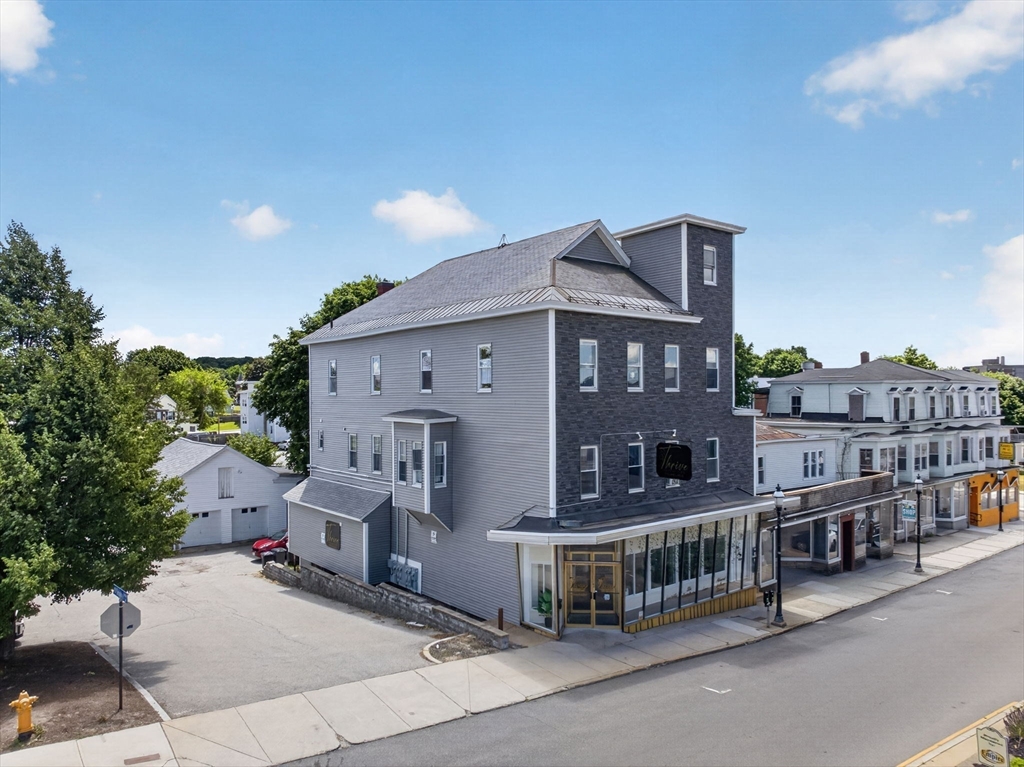 תמונה של הנכס: 104-108 Parker St, Gardner