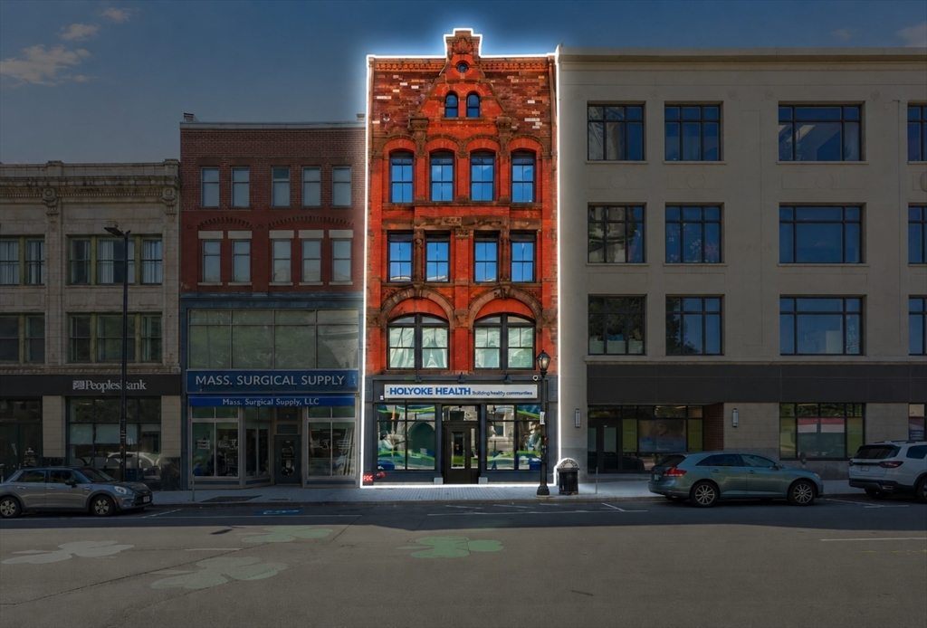 房源照片：245 High St, Holyoke