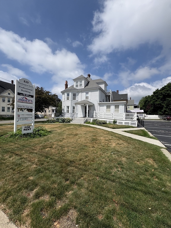תמונה של הנכס: 839 Washington St #2B, Norwood