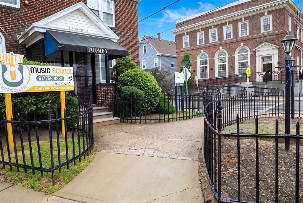 房源照片:1 Sprague St, Revere