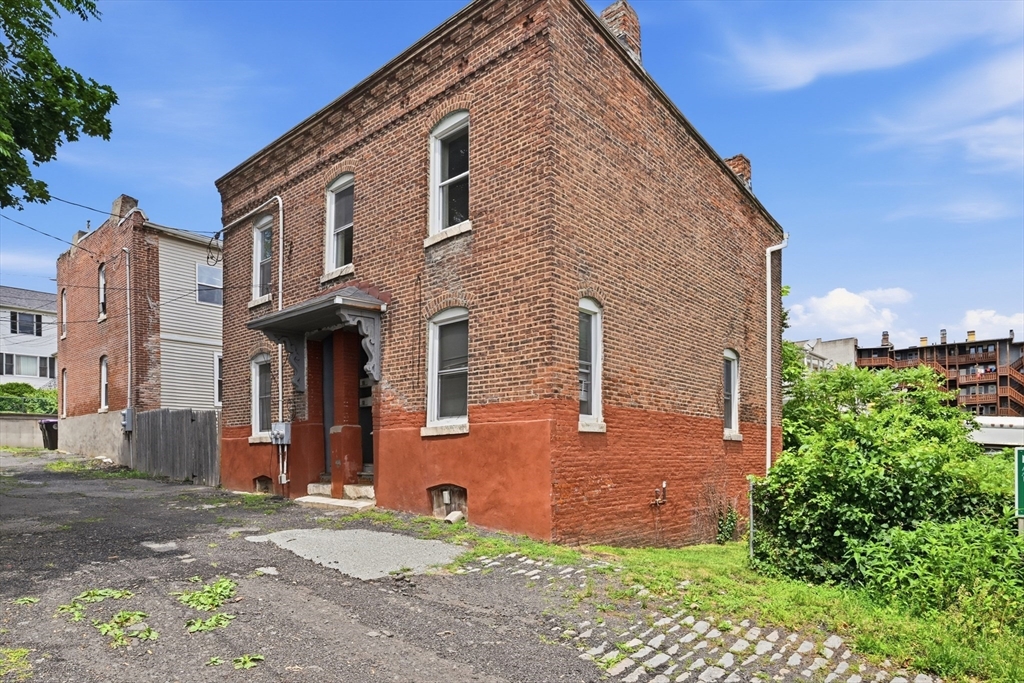 房源照片：116-118 West St, Holyoke