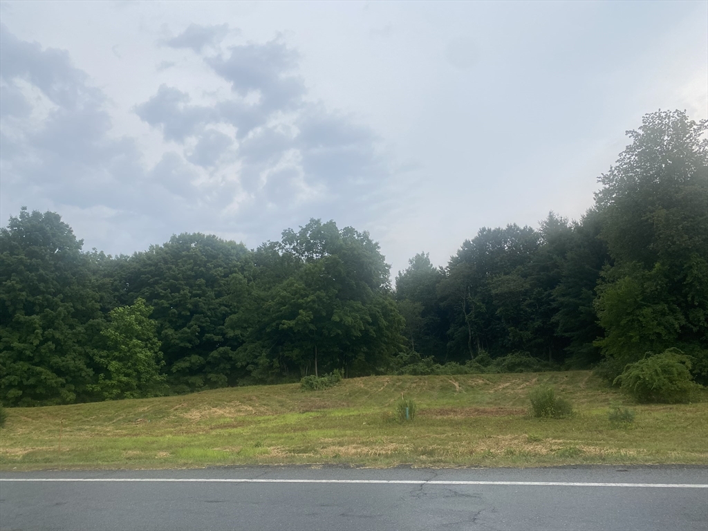 房源照片：0 Lot B-7 East State Map 15 Lot B-7, Granby