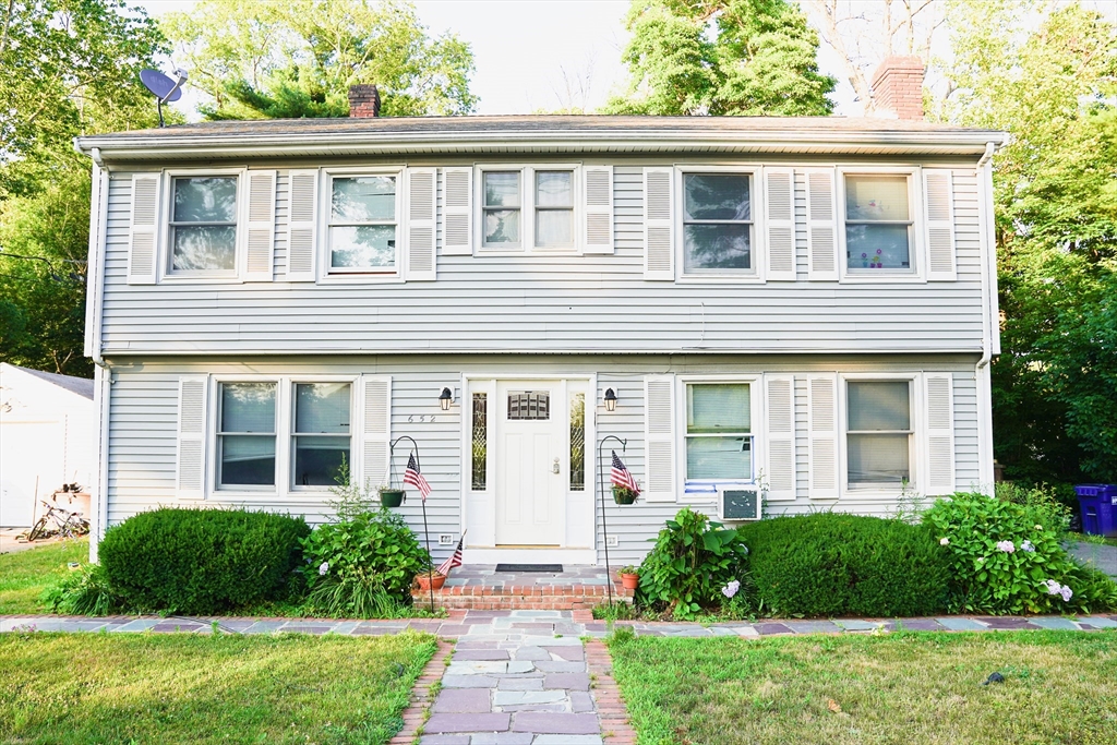 房源照片：652 Oak St, East Bridgewater