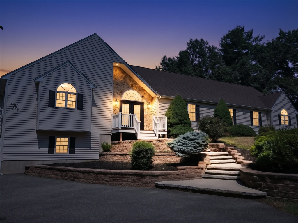 房源照片：155 Ousamequin Pnes, East Bridgewater