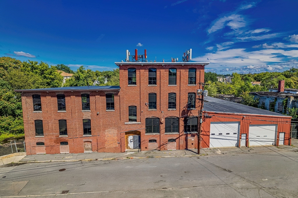 תמונה של הנכס: 81-83 Holly Street, Lawrence