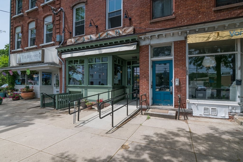 房源照片：93-95 Main St, Easthampton
